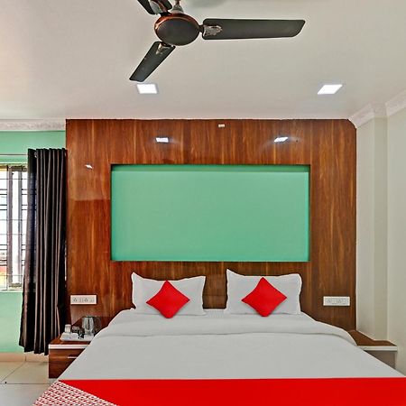 Hotel O Hi5 Days Inn Premium Μπουμπάνεσβαρ Εξωτερικό φωτογραφία